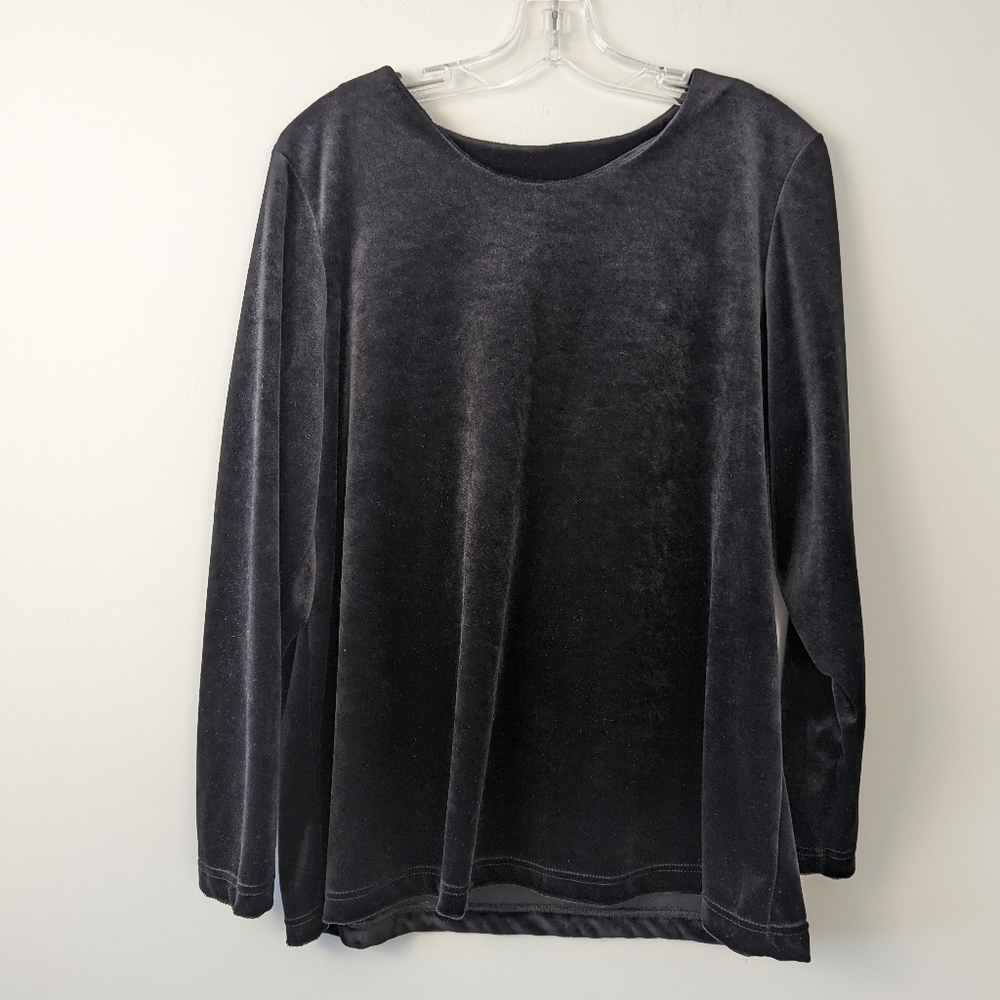 Vintage Jasmine Made in Canada Velvet Long Sleeve Top - Black, Large